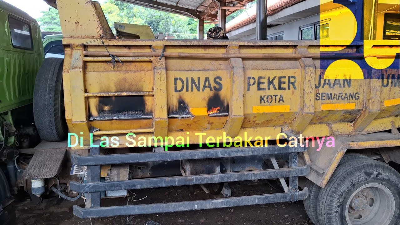Perbaikan Bak Dump Truck ( Sesuai Uji KIR ) Babak - 1 = Pemasangan Plat Lantai Di Bak Dump