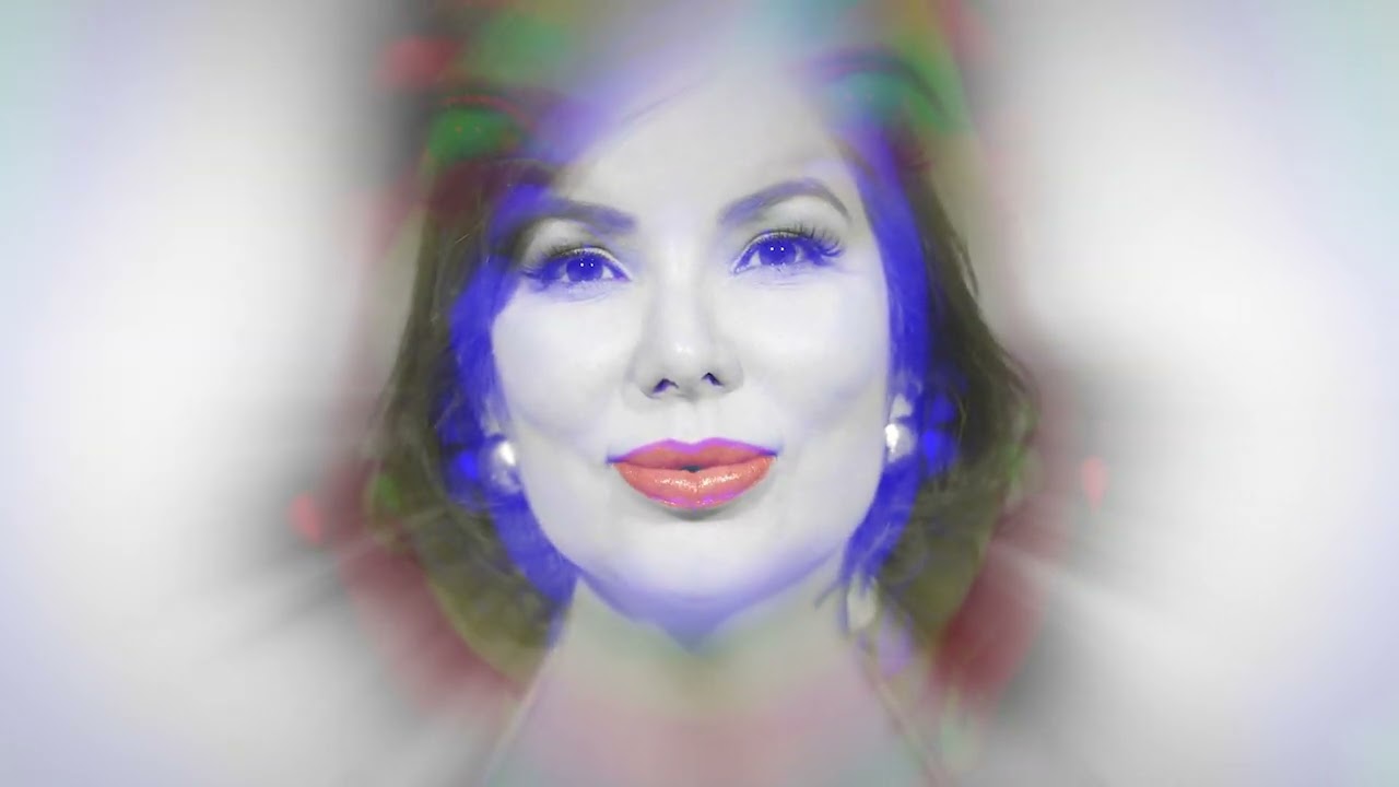 Liah Soares - Detalhes