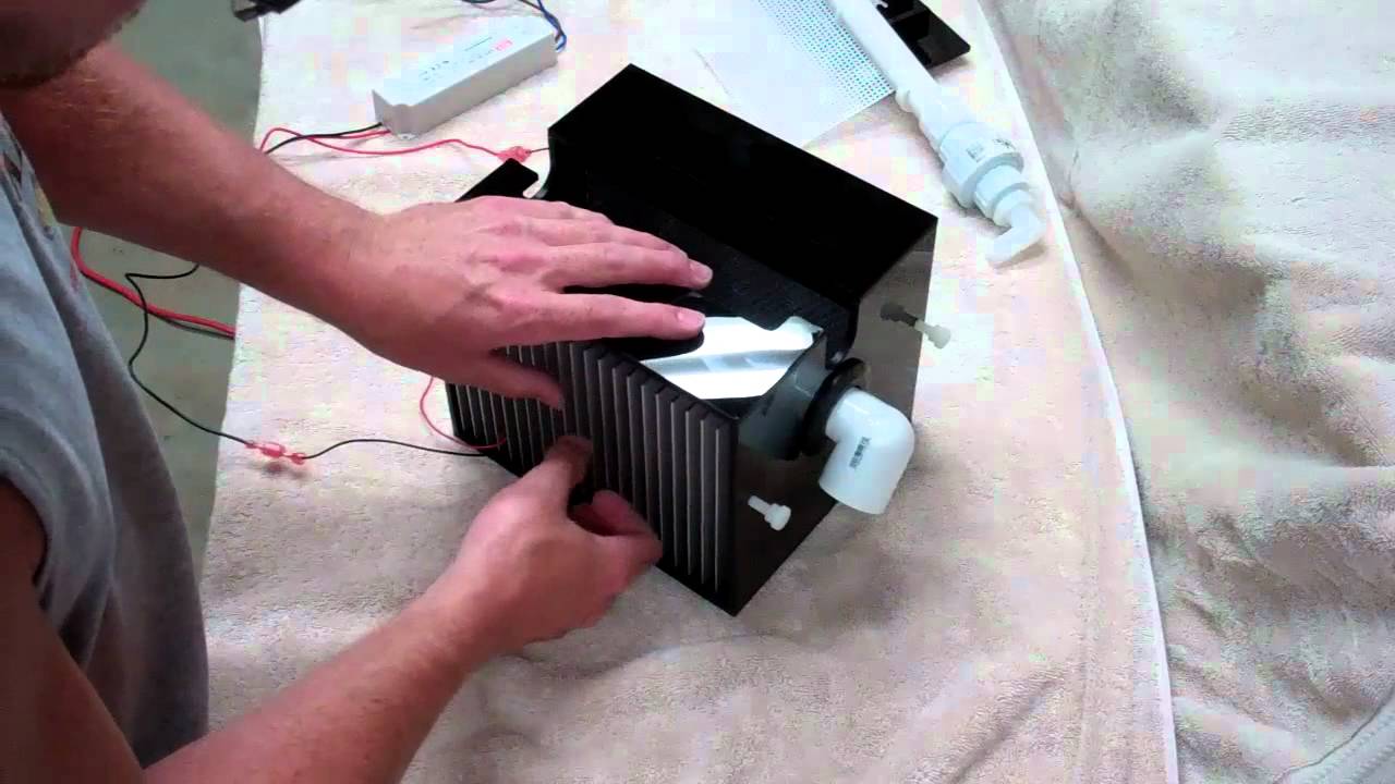 L2 LED Waterfall-type Algae Scrubber Overview