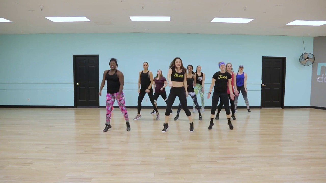 Work B**ch -- Britney Spears -- SWERK dance fitness