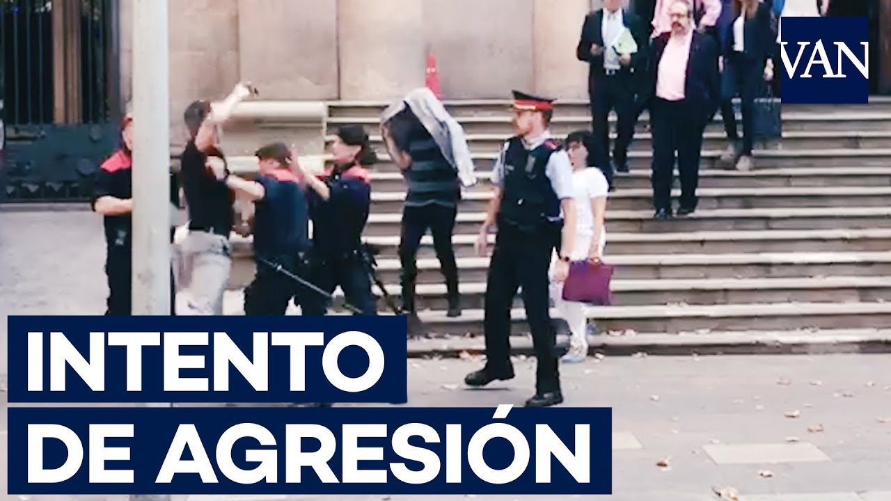 El tío de la víctima de 'La Manada' de Manresa intenta agredir a uno de los acusados