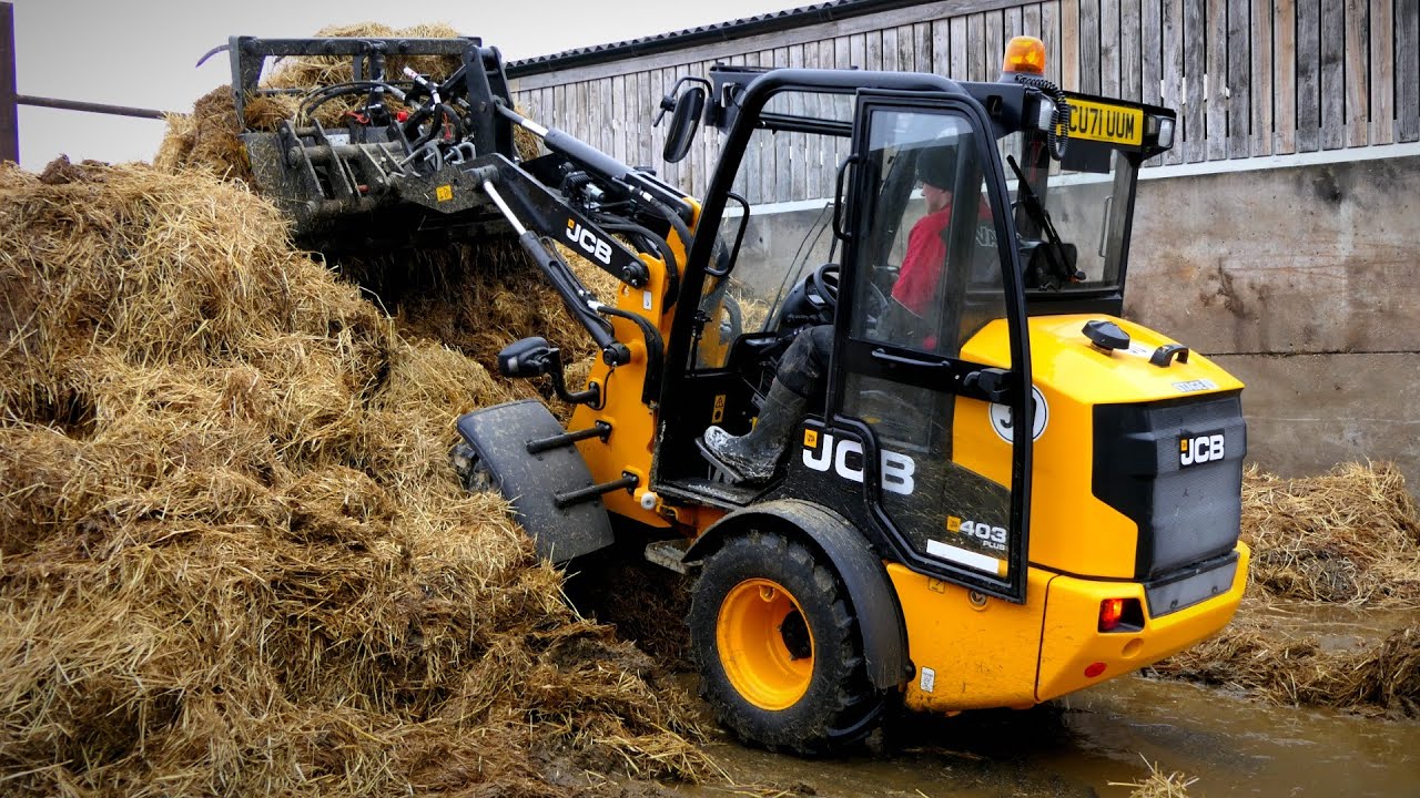 JCB 403 Plus Pivot Steer Loader: REVIEW