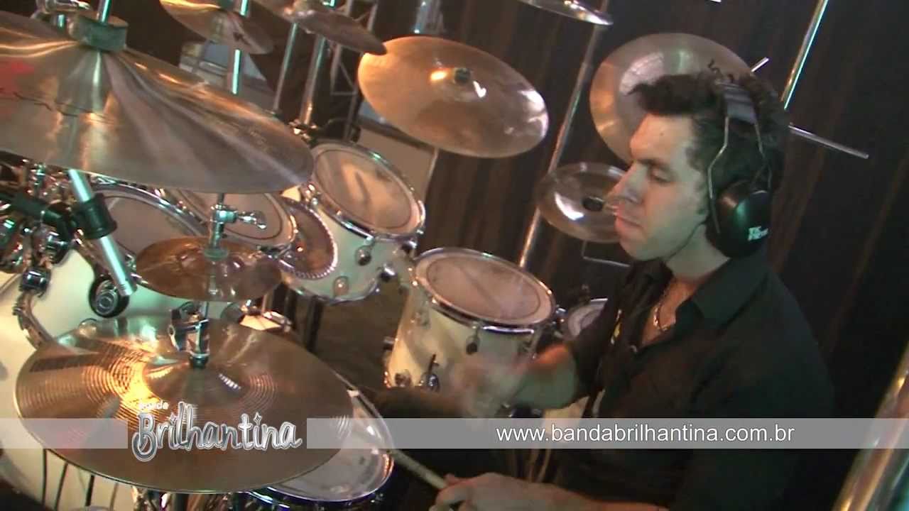 Banda Brilhantina 2011 - Creedence (Poutt - Pourri)