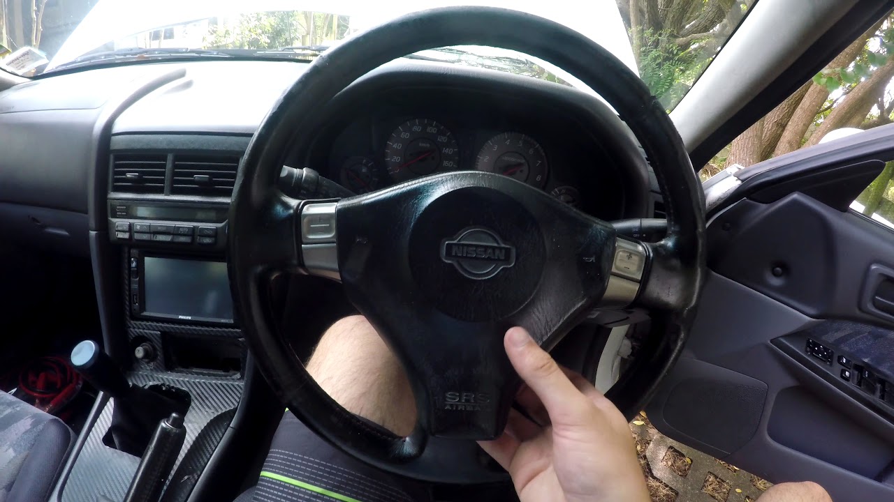 How to replace an R34/S15 Steering Wheel