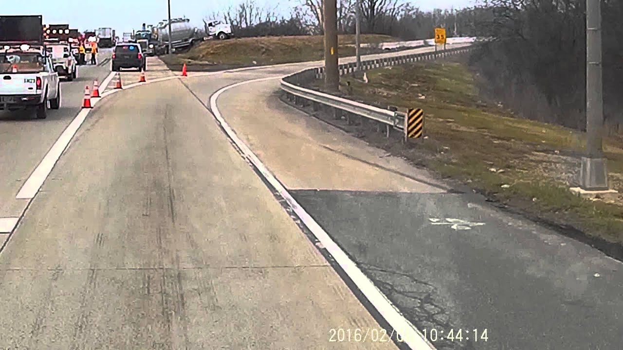Truck Jackknife Accident on I 495 south on 2-8-16