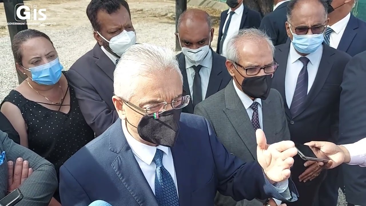 Prime Minister performs ground-breaking ceremony for the Flyover project at Quay D roundabout