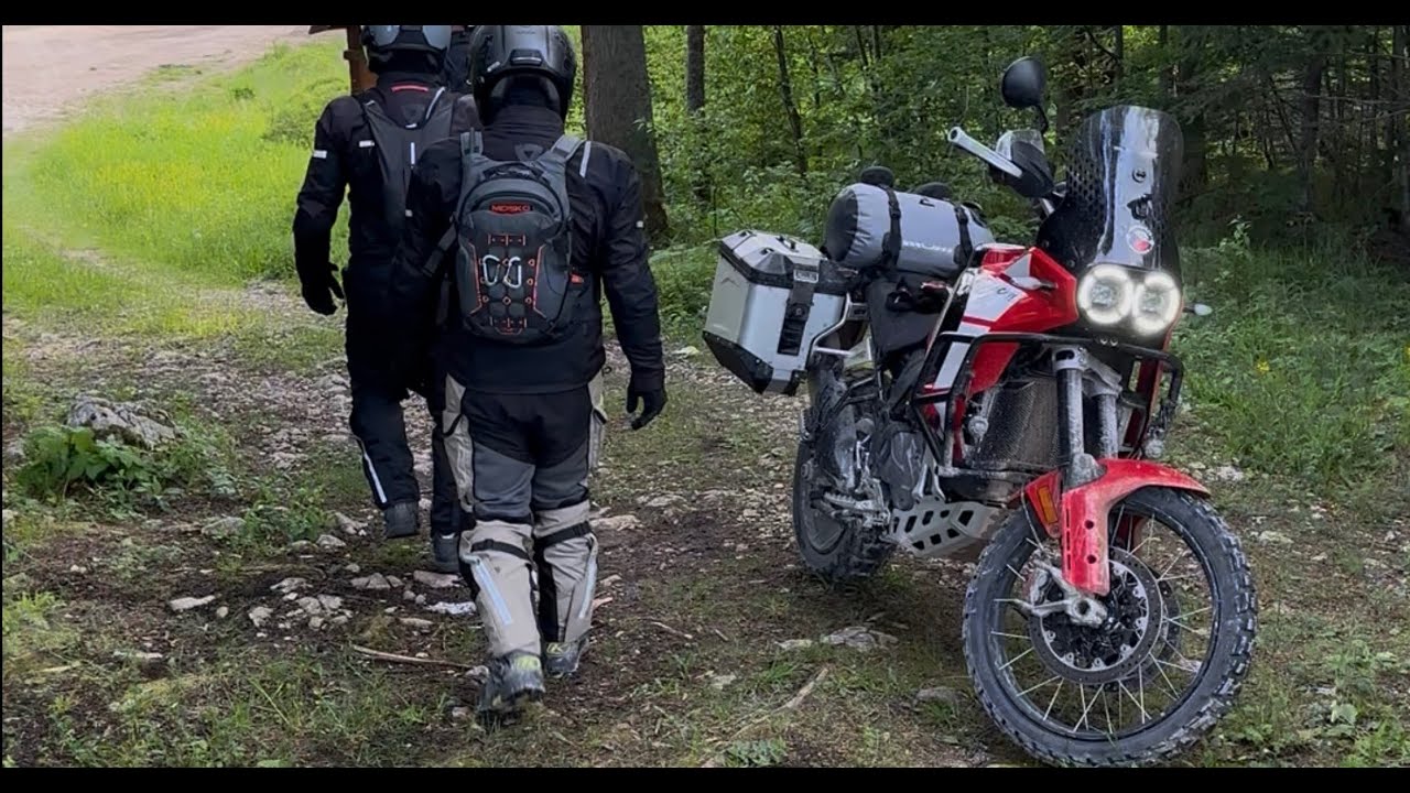 Mototrip Balkán 2025 #1 | Cesta do Srebrenice