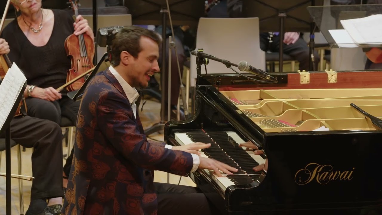 Rhapsody in Blue (Gershwin) - Guy Mintus, Symphonette Raanana, Matan Yona