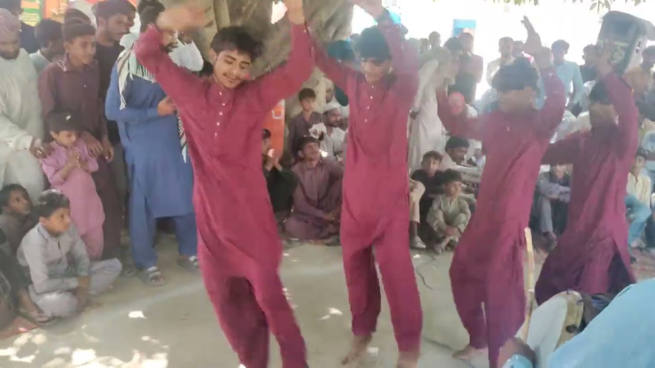 Now jhumar now program zabar dast muqabla do teamon sakht mukabala Punjabi dhol jhumar dance bhangra