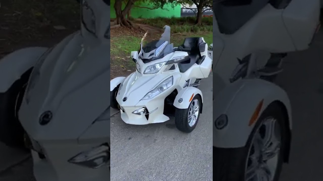 Can-Am Spyder RT Limited&hellip; a 3-wheeled motorcycle
