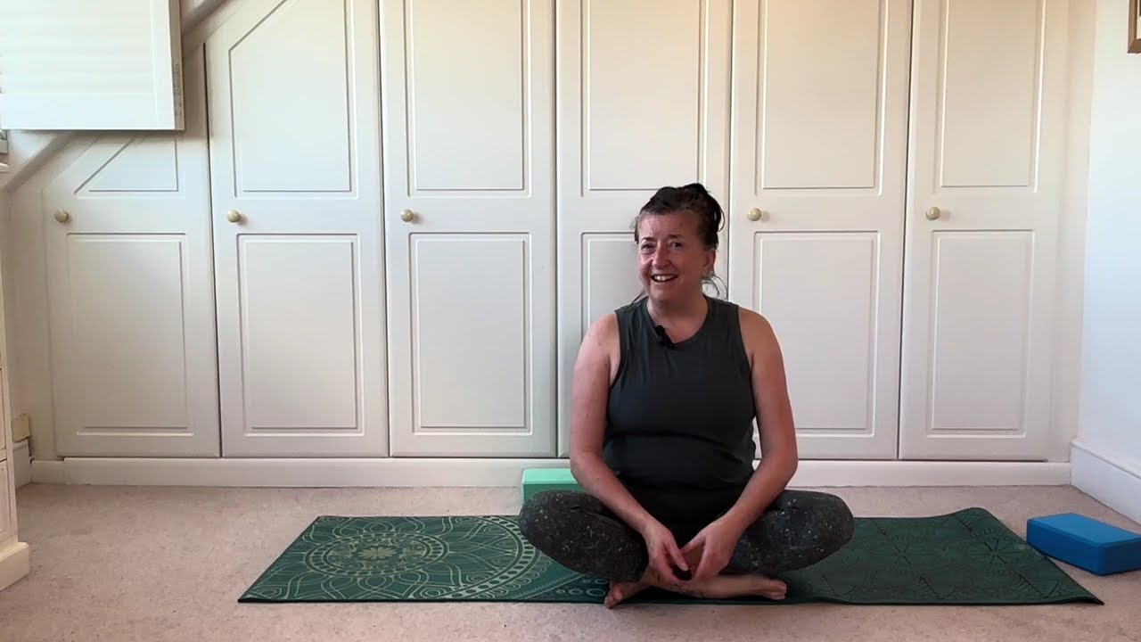 Bitesize Yoga: Restore & Refresh