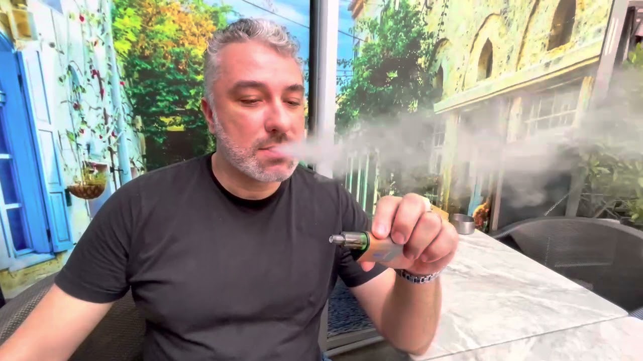 How to use disposable vape? R&M Box Pro  big vapor   6000puffs  5% salt nicotine   The big smoke
