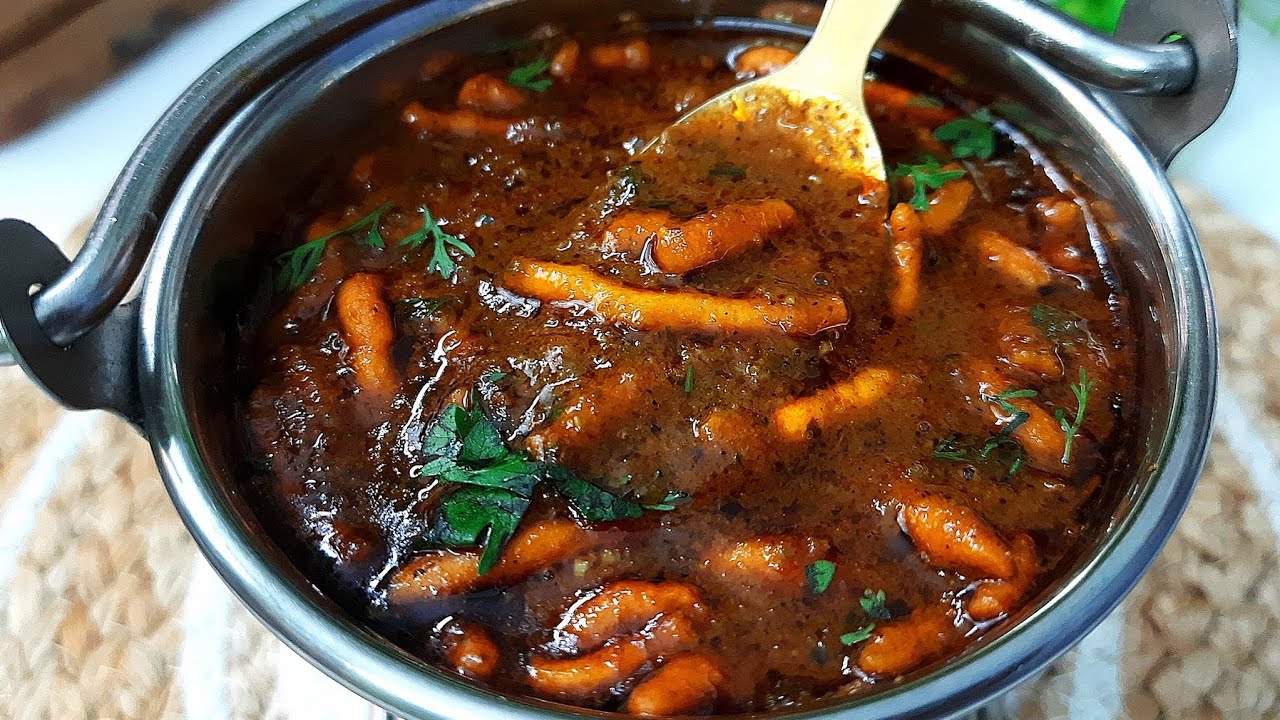 हॉटेल पेक्षाही स्वादिष्ट झणझणीत शेव भाजी | dhaba style Shev bhaji recipe | shev tamatar ki sabji 