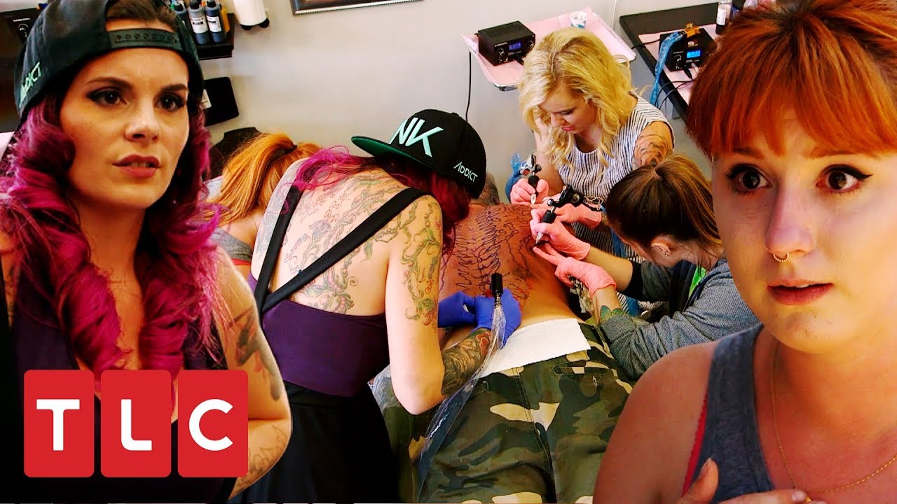 ¡Batalla de egos! 5 tatuadoras para una misma espalda | Las Tatuadoras | TLC Latinoamérica