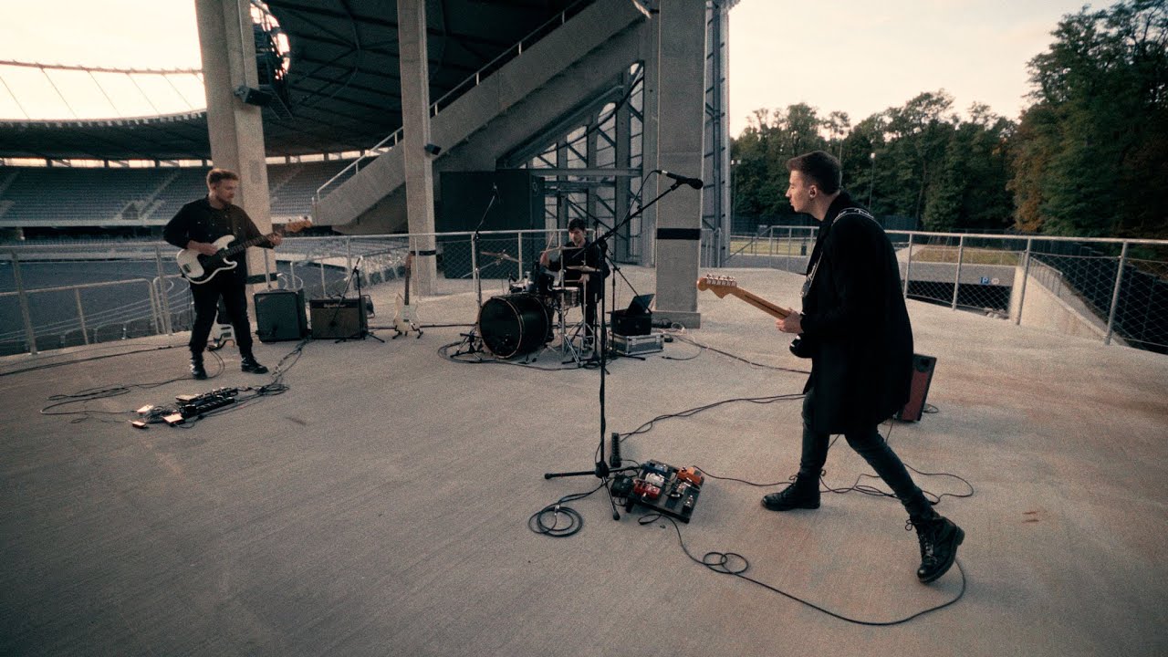 AKLI - S. DARIAUS IR S. GIRĖNO STADIONAS (live session)