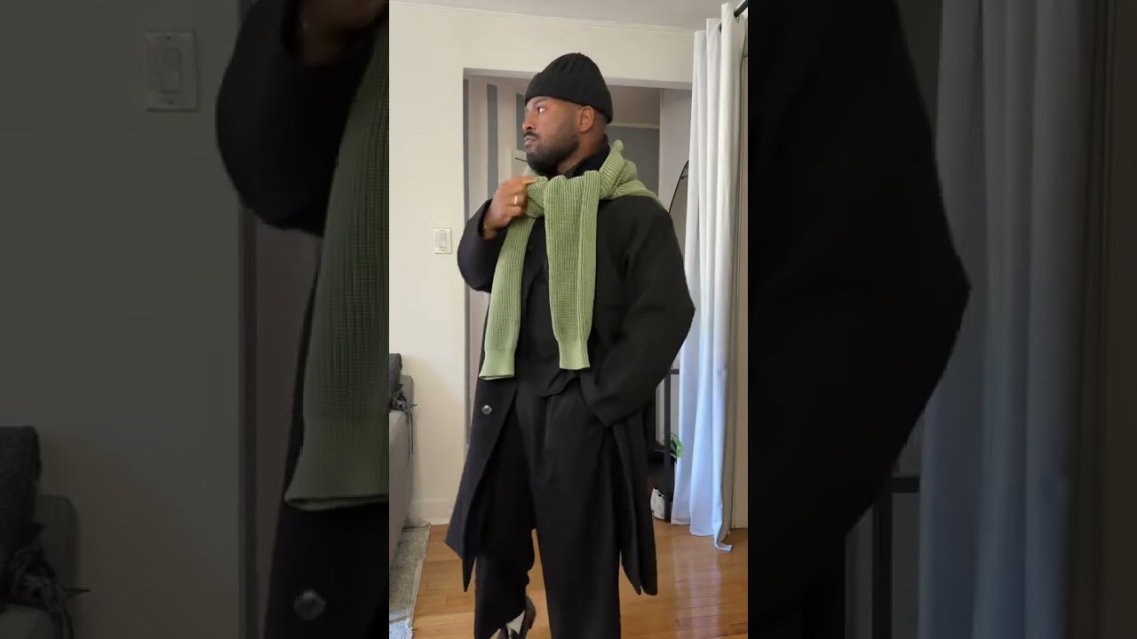 Chez Rien sweater as the scarf