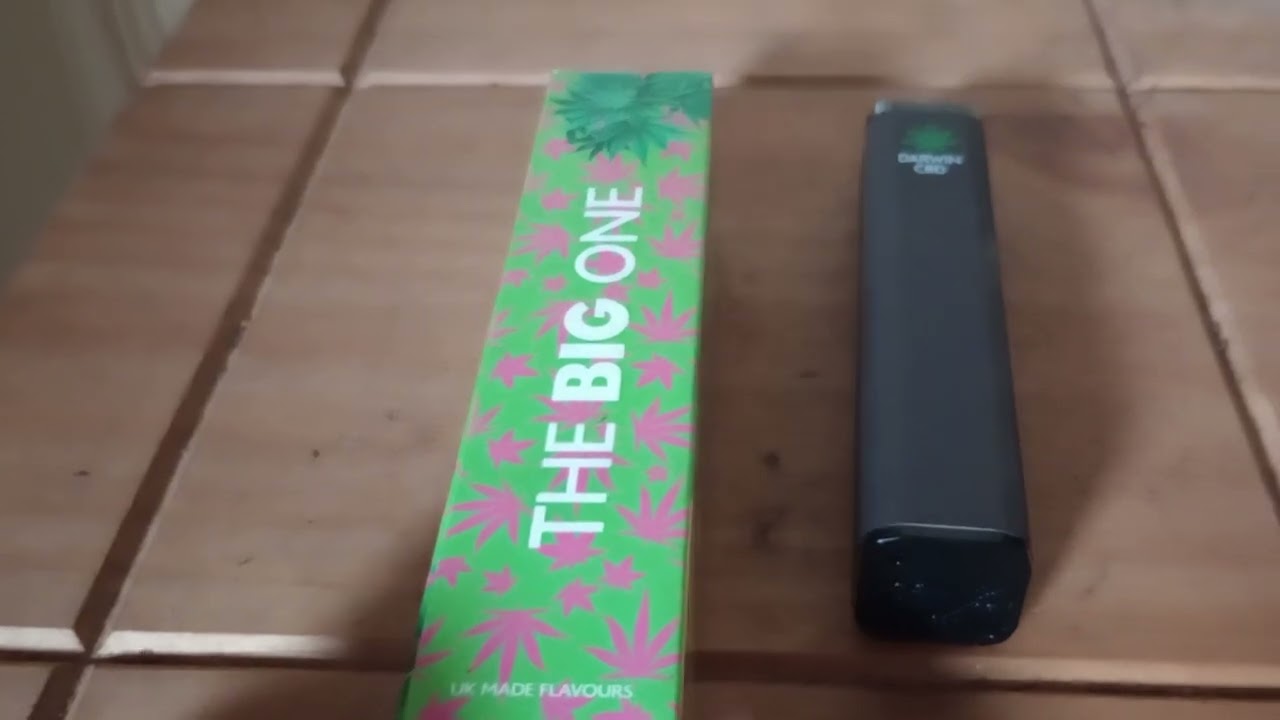 DARWIN CBD 2000MG STRAWBERRY WATERMELON BUBBLEGUM VAPE REVIEW