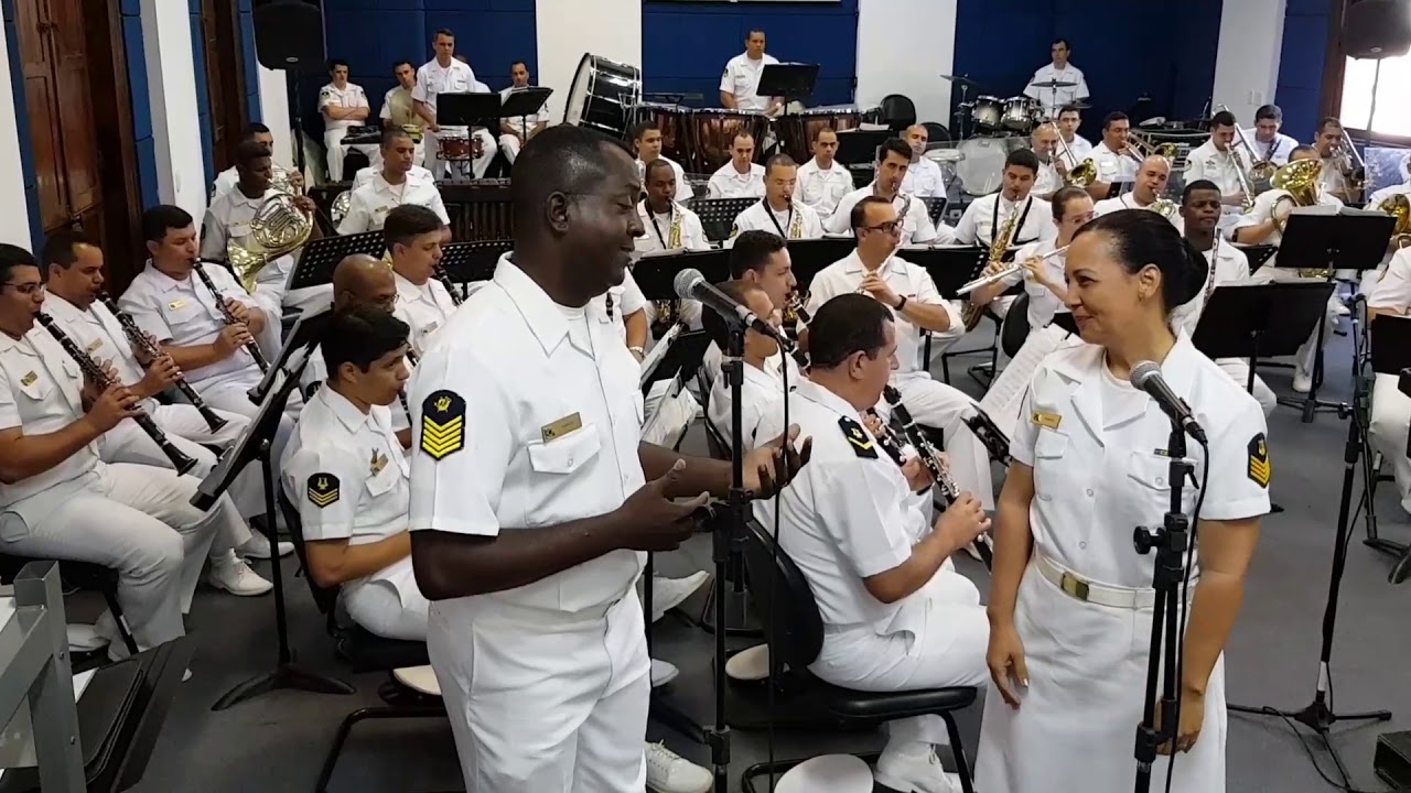 BANDA SINFÔNICA DOS FUZILEIROS NAVAIS, PATRÍCIA MONÇÃO, SAMUEL ALVES. MÚSICA: CON TE PARTIRO