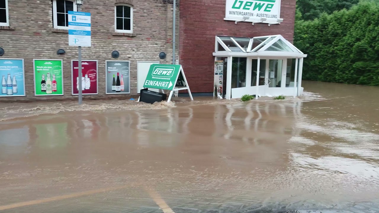 Strundehochwasser am 14.07.2021 in Bergisch Gladbach (NRW, RBK)