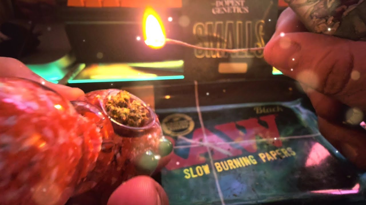 Pineapple Express | SMALLS | The Dopest Genetics | Strain Review