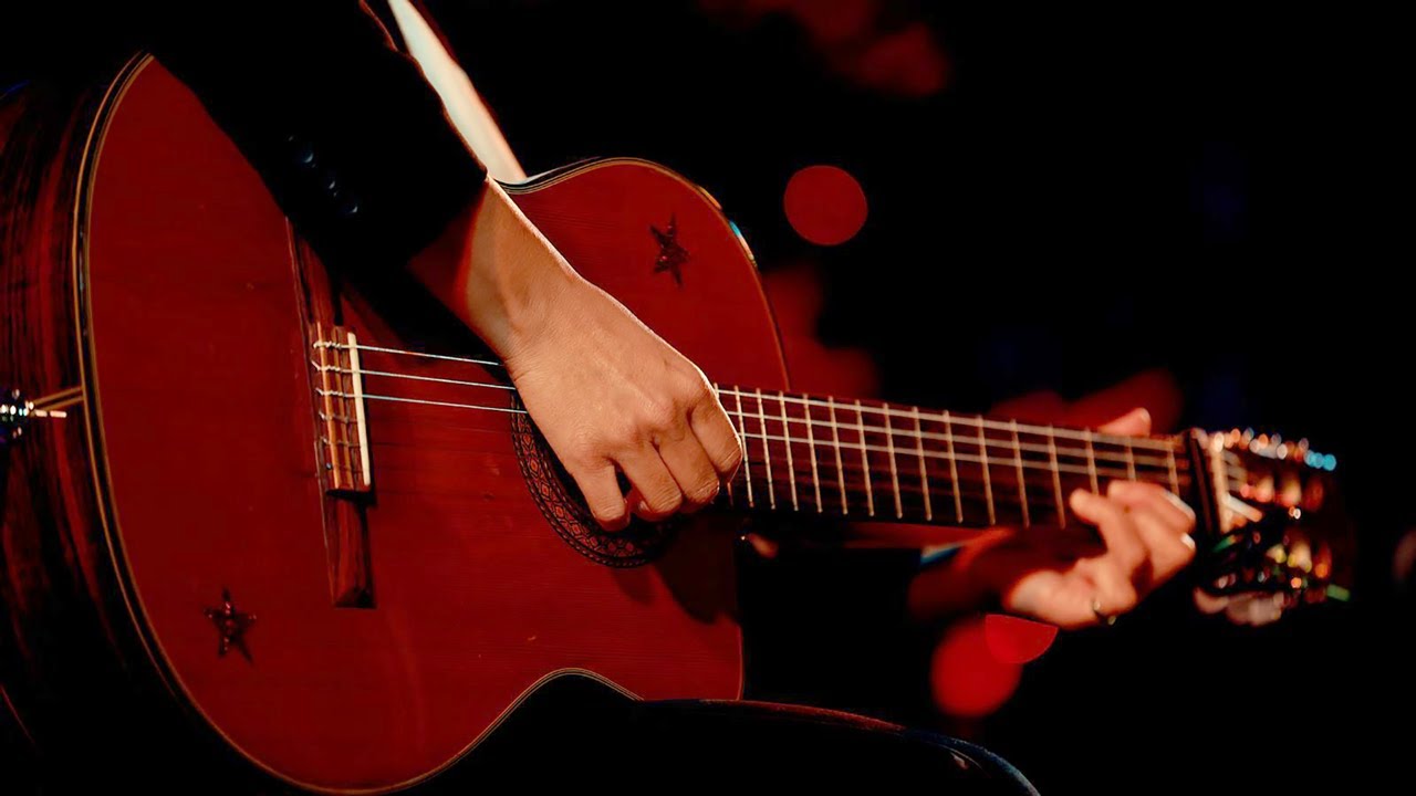 Alexia Chellun - Blazing (Live in Zürich)