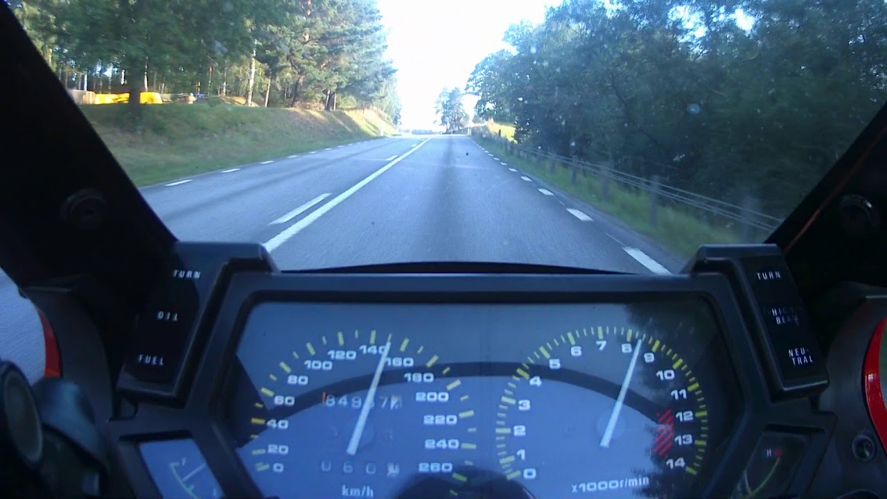 GPX 750 R Acceleration