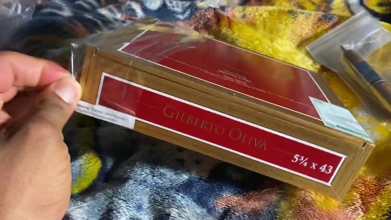ASMR - Gilberto Oliva Cigar Raw Unboxing