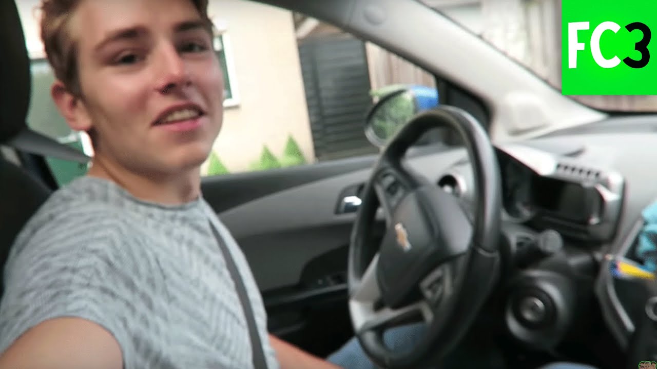 TANNO RIJDT IN AUTO! | freaky channel 3