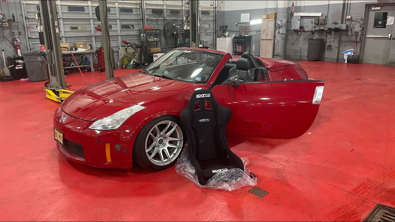 The SPARCO Bucket Seat Install on a 350Z