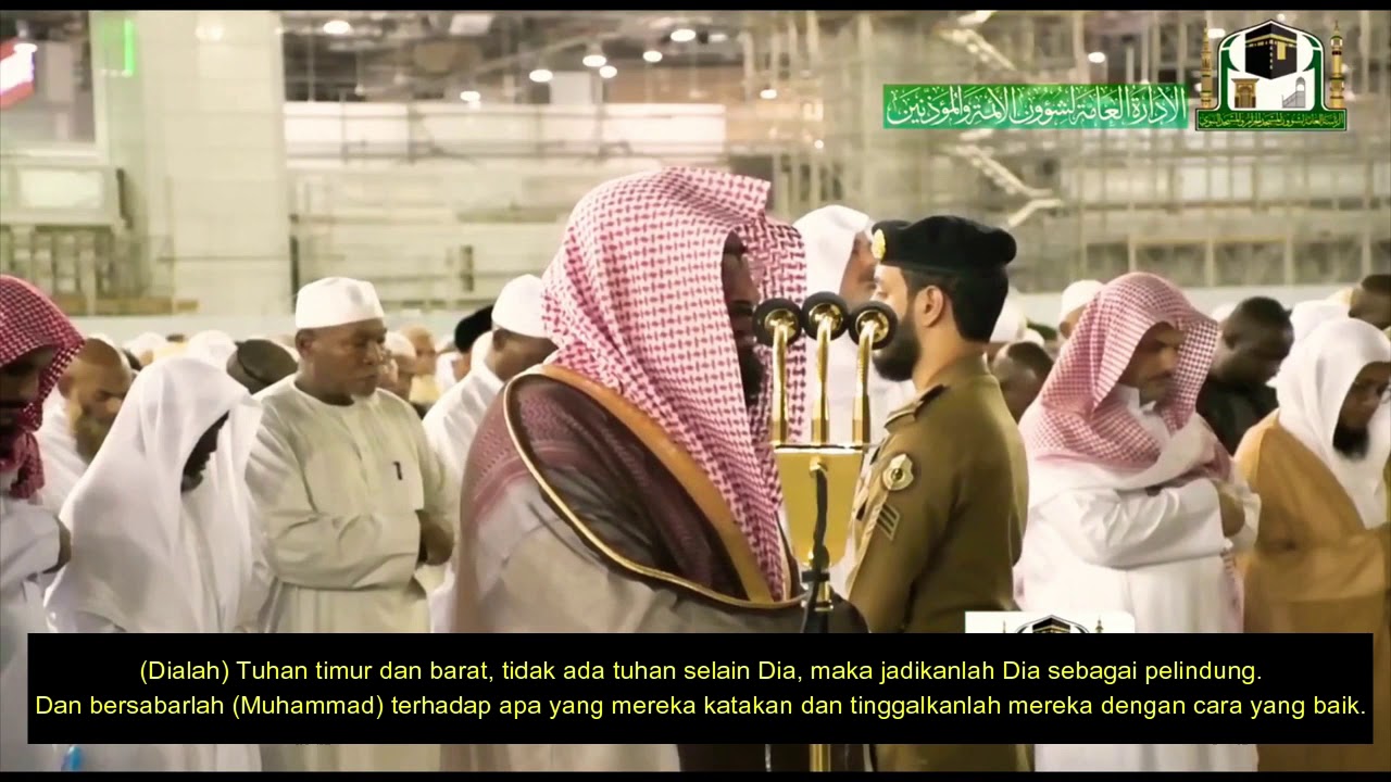 Imam Makkah Syaikh Bandar Balilah bikin nangis - surah Muzzamil