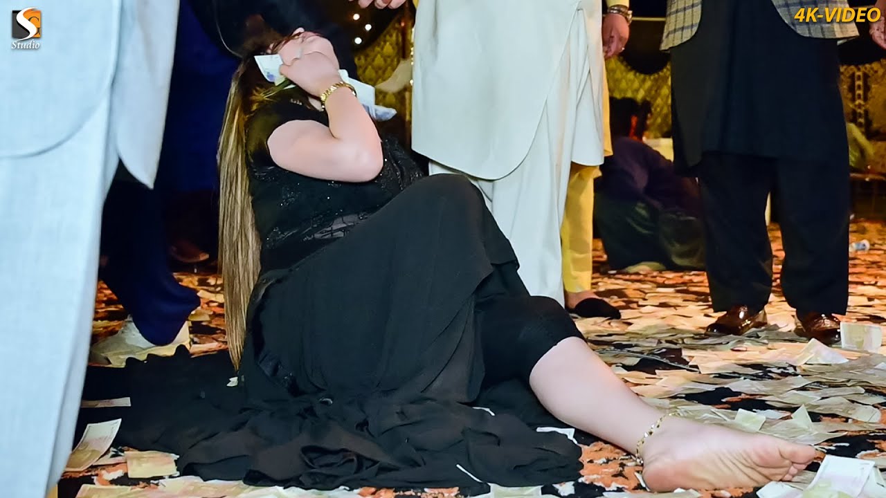 Tauba Tauba Kara Diti Tu Zalima, Hani Sheikh Dance Performance 2024