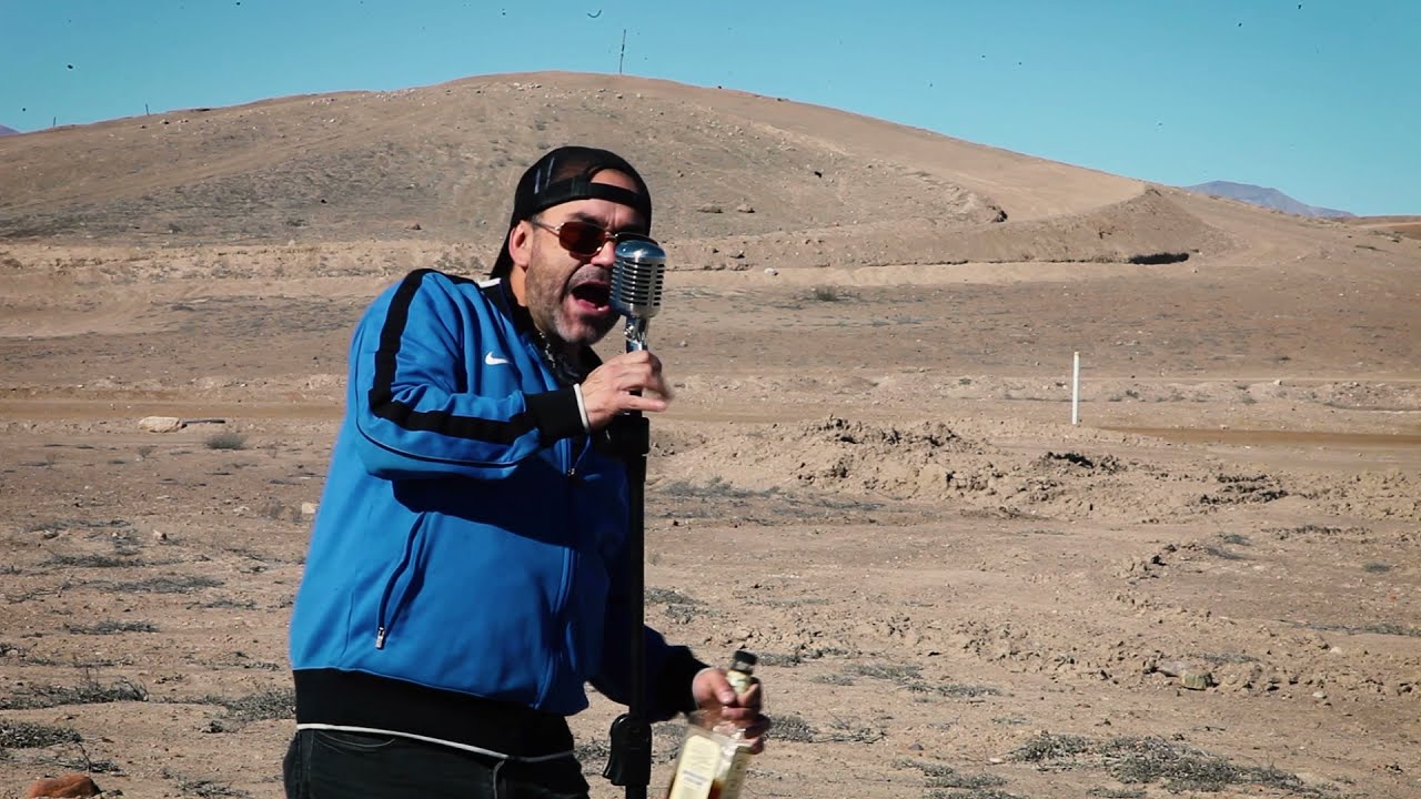 El Burdel - La Botella (Video Oficial)