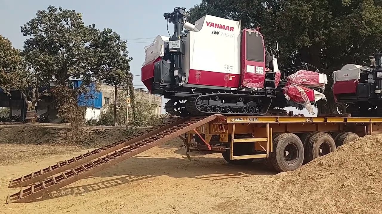 Yanmar AW70GV Unloading 🔥 Power Meets Performance 💪 Heavy-duty machine