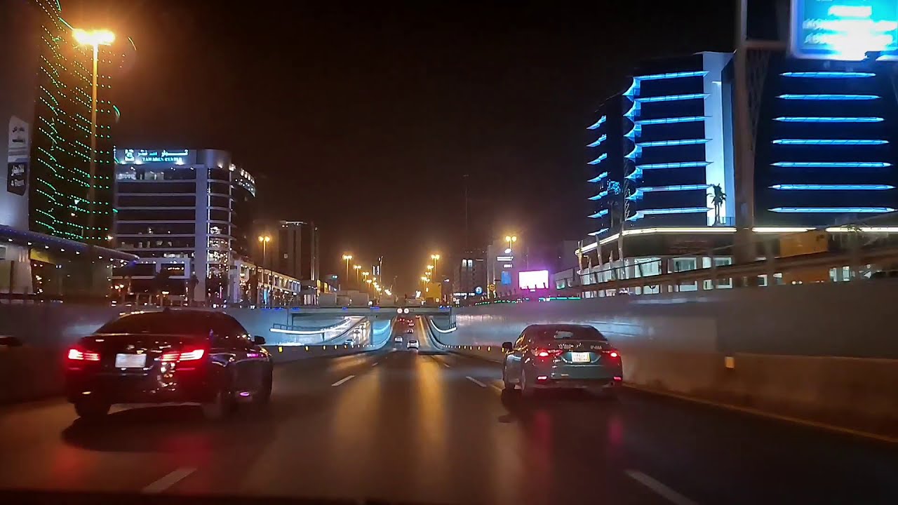 King Fahad Road Riyadh Saudi Arabia (night drive)