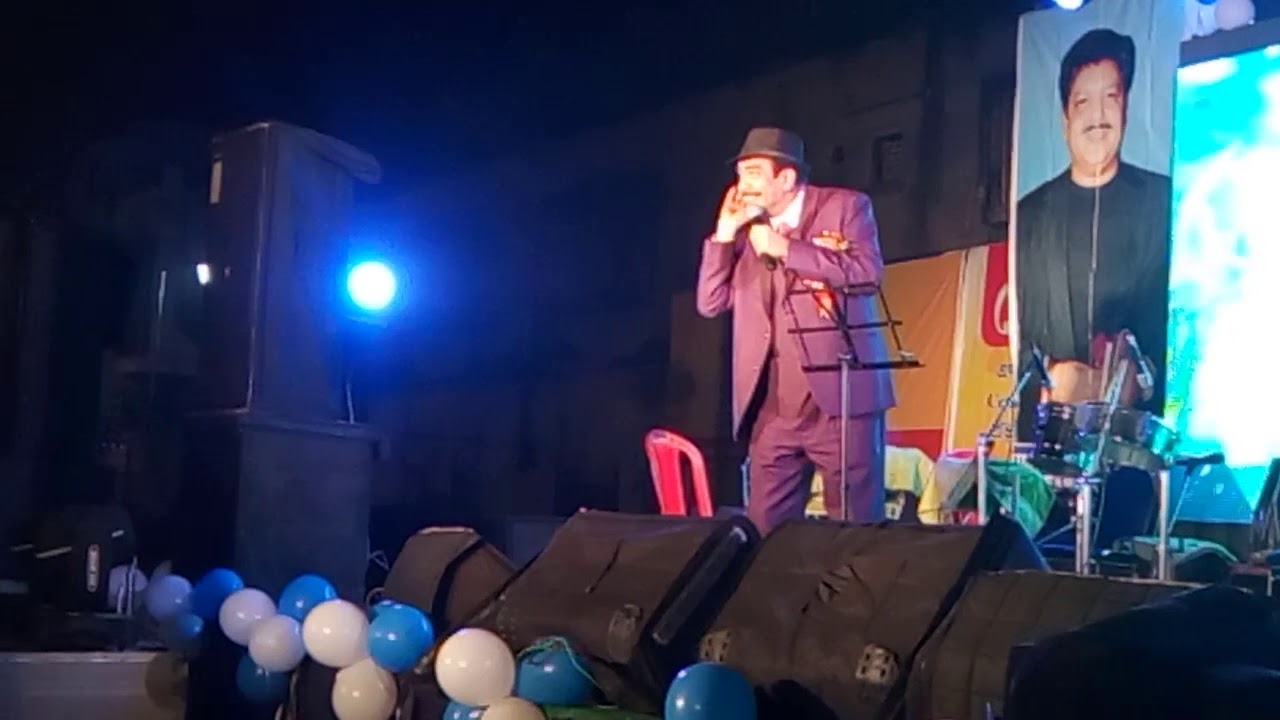 Anchor King Shakeel Ansari On Stage Best Mimicry Of Great Actors