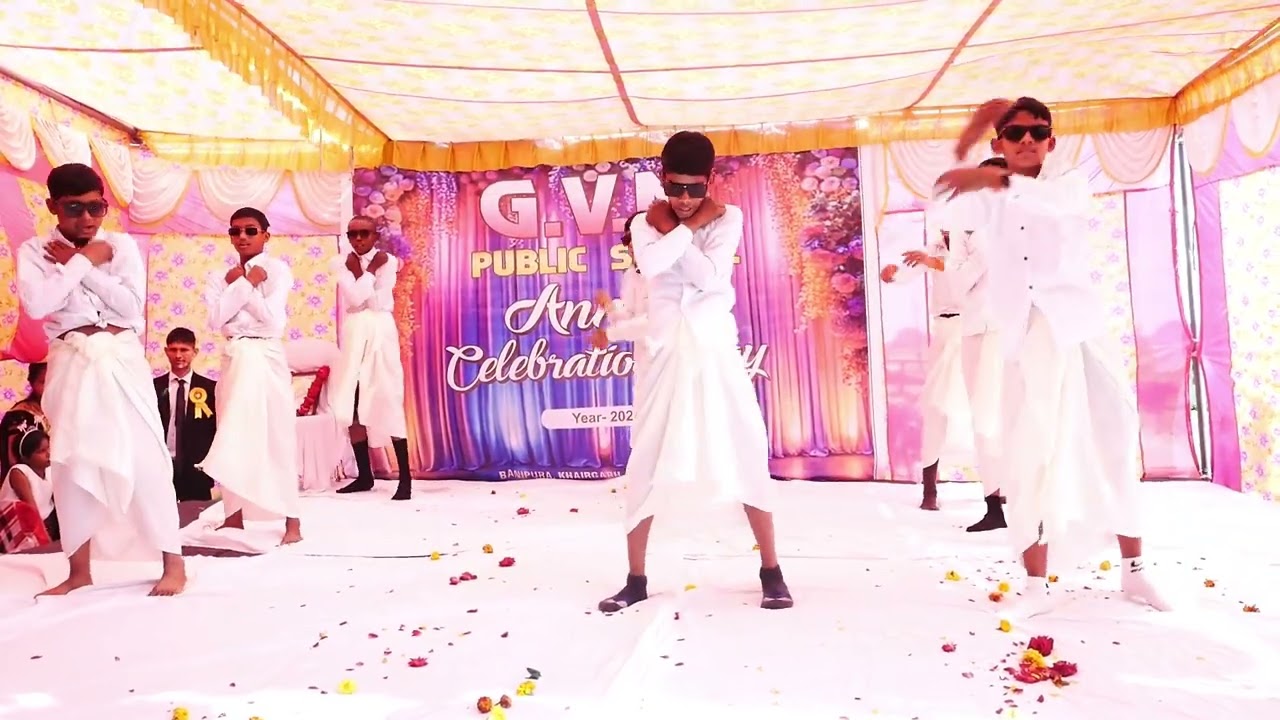 Lungi Dance