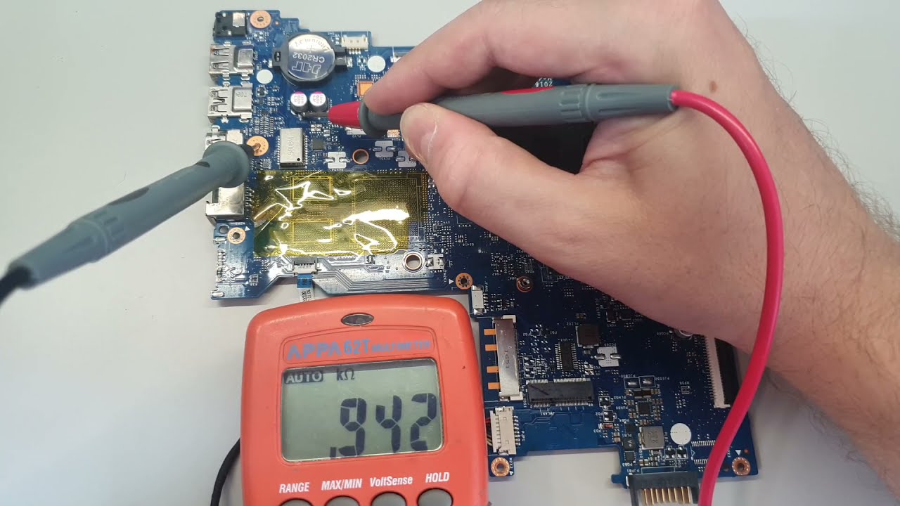 La-D702p кто то помог сломаться