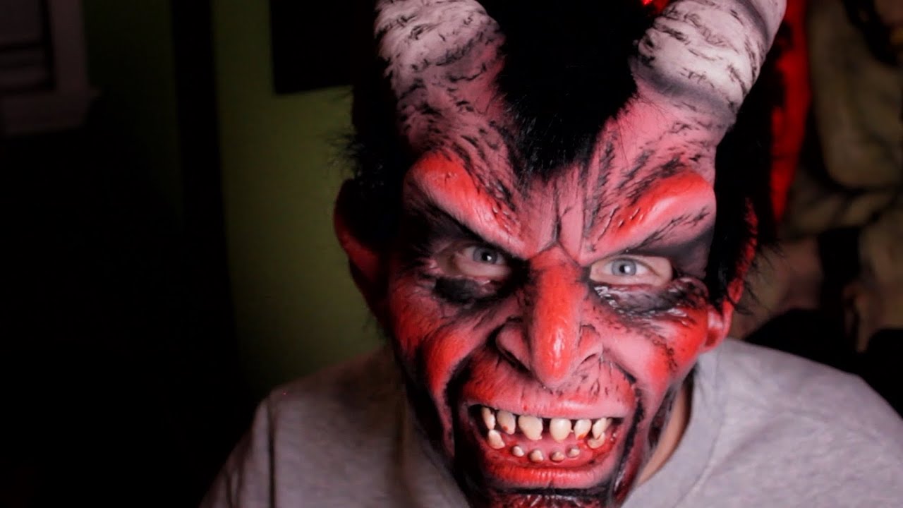 Маска/аксессуар Massive Zagone Studios: распаковка/обзор