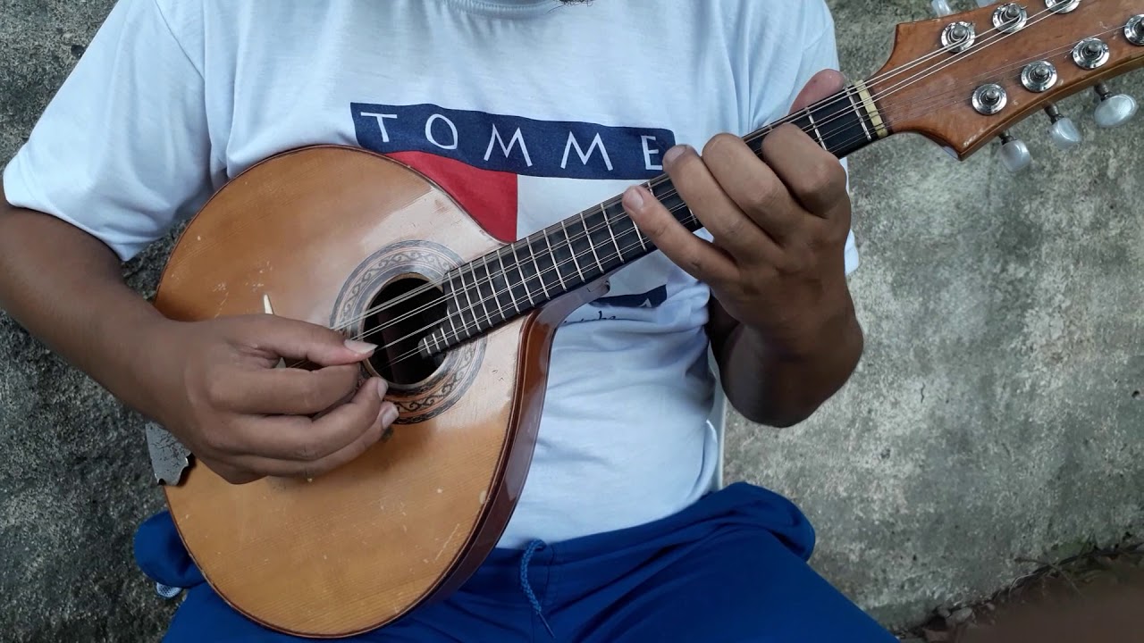 Bach Cello Suite No.1 - Prelude (Rafael Esteves) - Bandolim