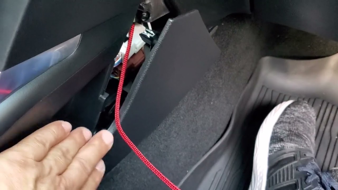2020-2023 Ford Explorer USB Cable Mod