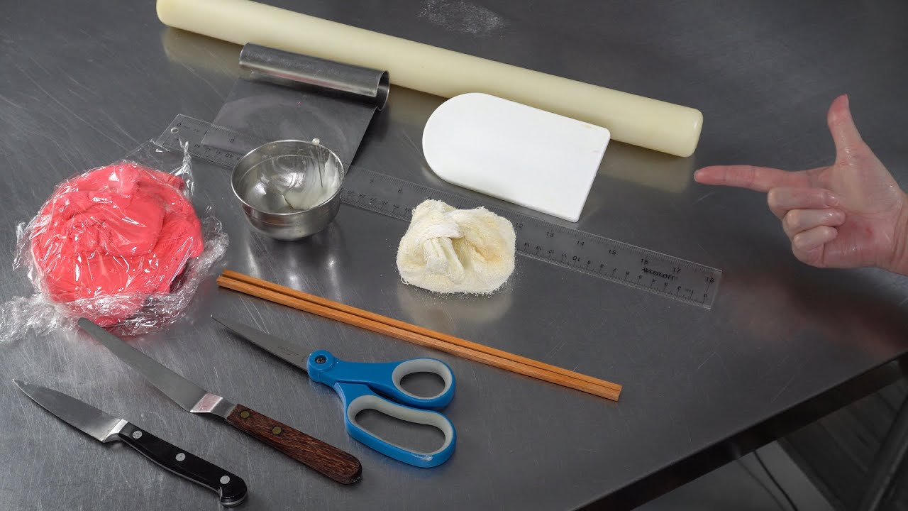 Essential Tools for working with Fondant [ Cake Decorating For Beginners ]