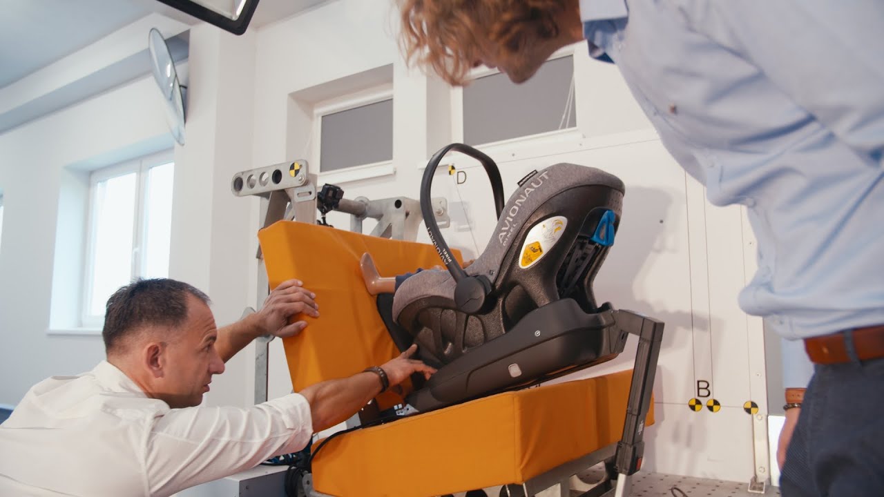 AVIONAUT PIXEL – the lightest safety seat with EPP | Knauf Industries