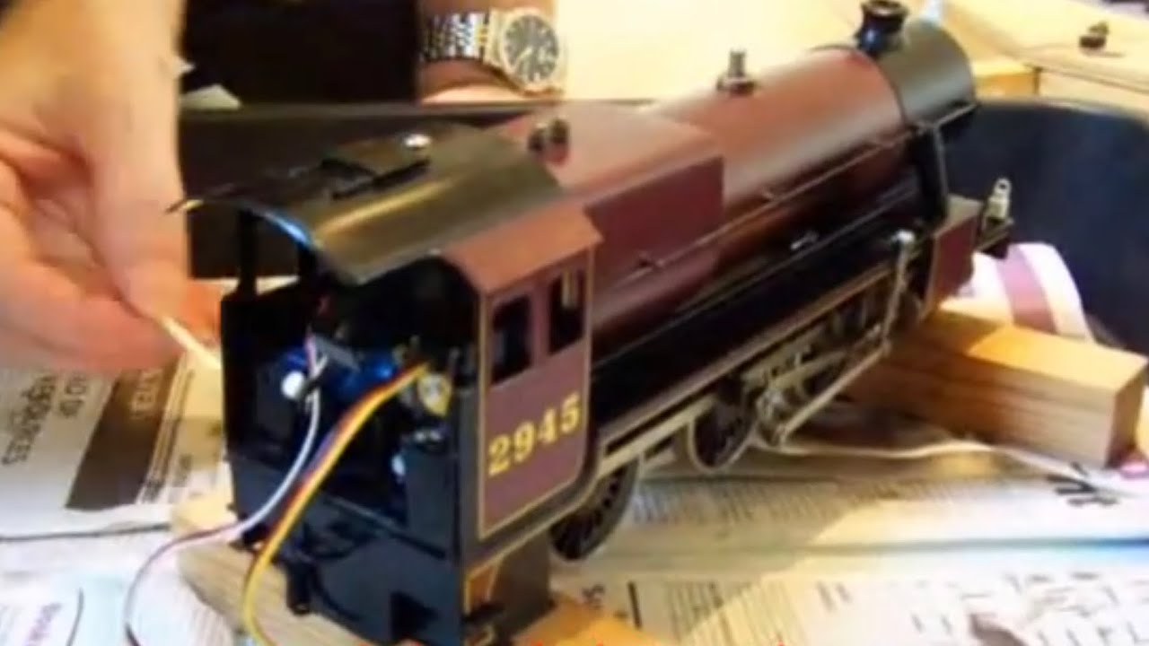 Bassett Lowke Mogul with radio control
