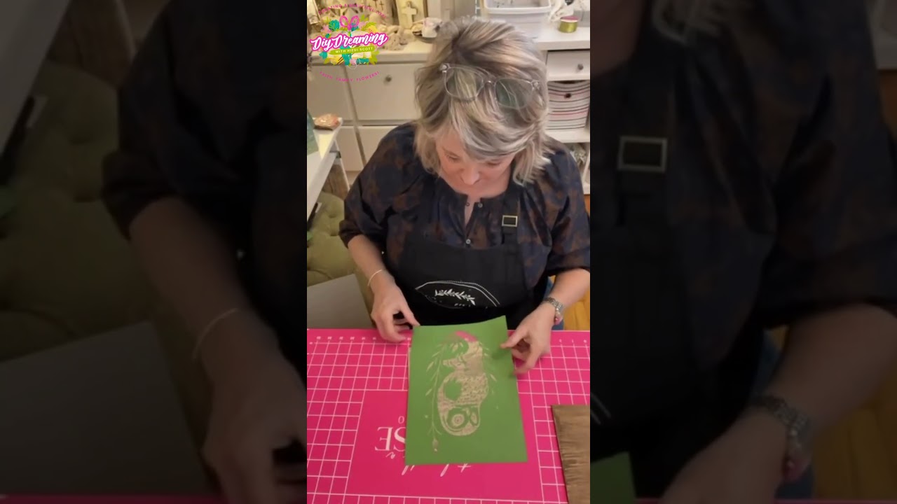 DIY Faux Farmhouse Wood Made From Stretched Canvases