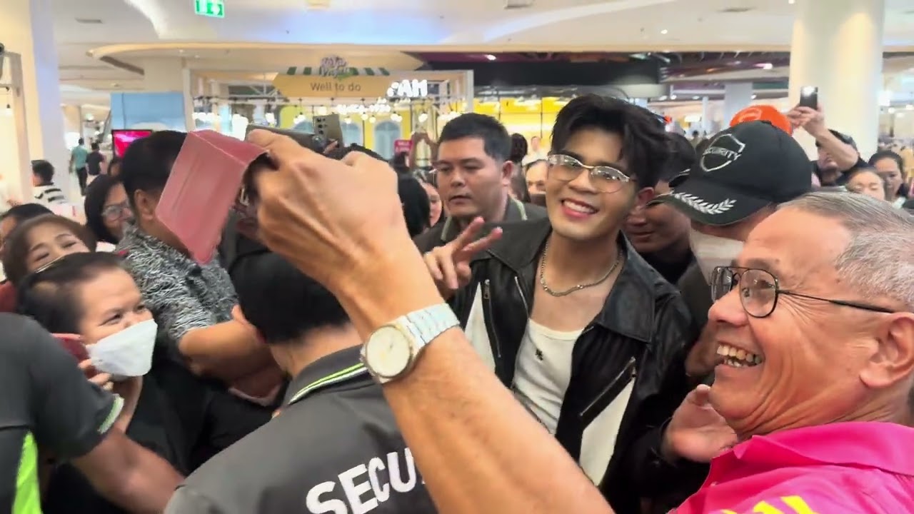 ส่งลูกชาย ไปงาน2 สระบุรี ￼- ไรอัล กาจบัณฑิต | พาราไดซ์ กทม. | 8.3.2569 | แอบเที่ยวกัน