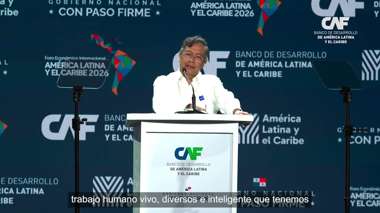 Set CAF Gustavo Petro, Presidente de Colombia: 