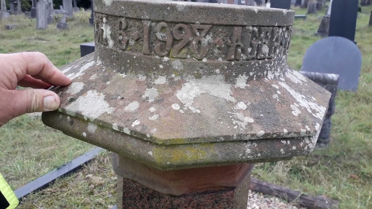 Brompton B75 Watson Fothergill at Church Rock Cemetery Nottingham the see  (sorry it's shaky)