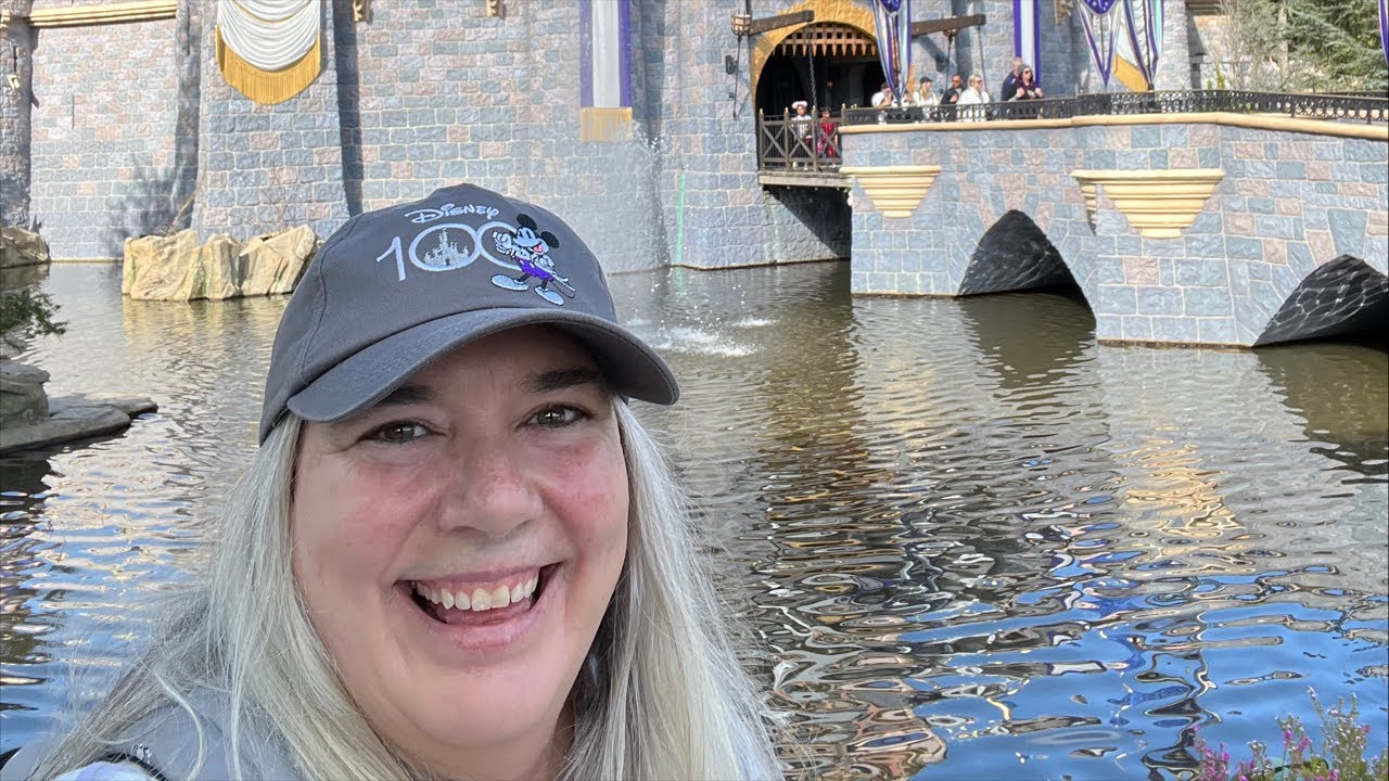 🔴 First LIVE Stream Ever on the Channel! 250 Subs Celebration at Disneyland!