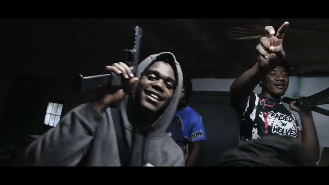 WolfGangGmo Ft Manmansixx - Stomp Down (Official Music Video)