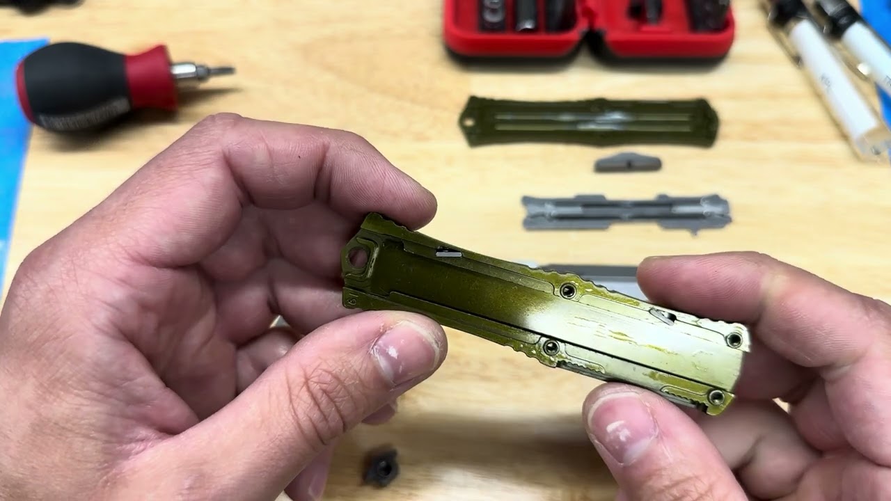 Microtech Mini Hera Disassembly and Thoughts